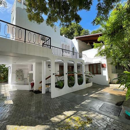 Hanu Reddy Residences - Nawab Habibullah Avenue เชนไน ภายนอก รูปภาพ