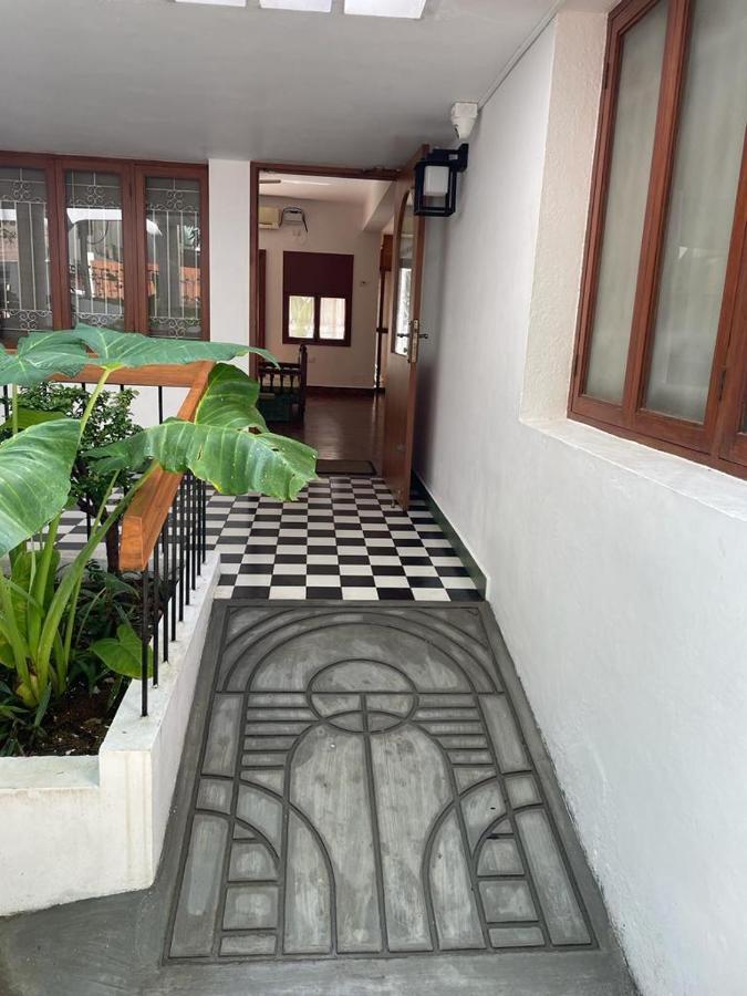 Hanu Reddy Residences - Nawab Habibullah Avenue เชนไน ภายนอก รูปภาพ