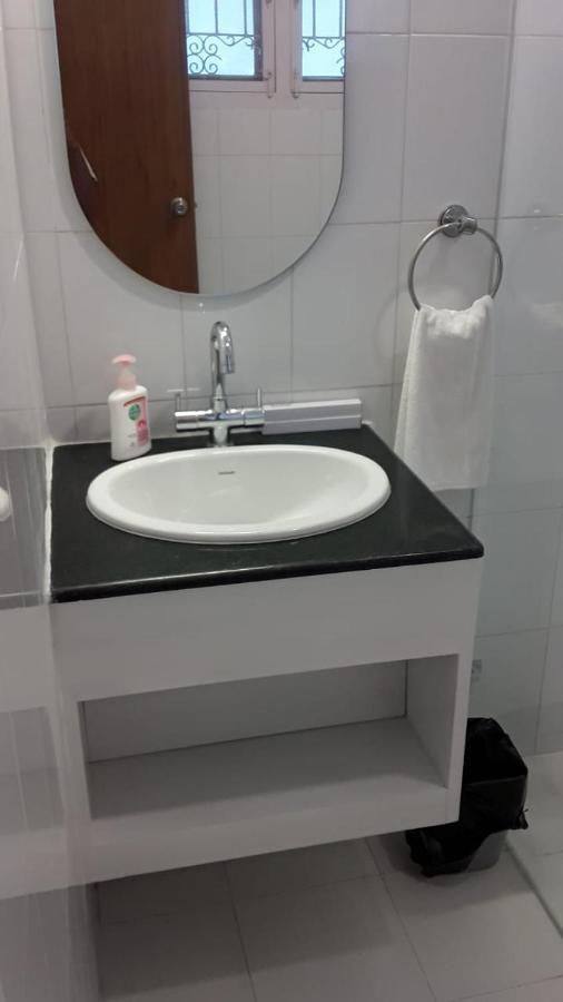 Hanu Reddy Residences - Nawab Habibullah Avenue เชนไน ภายนอก รูปภาพ